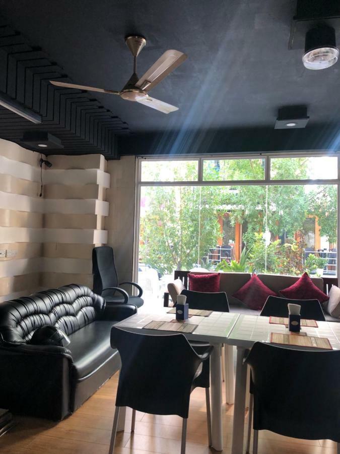 Beach Arena Inn Hulhumale Zewnętrze zdjęcie